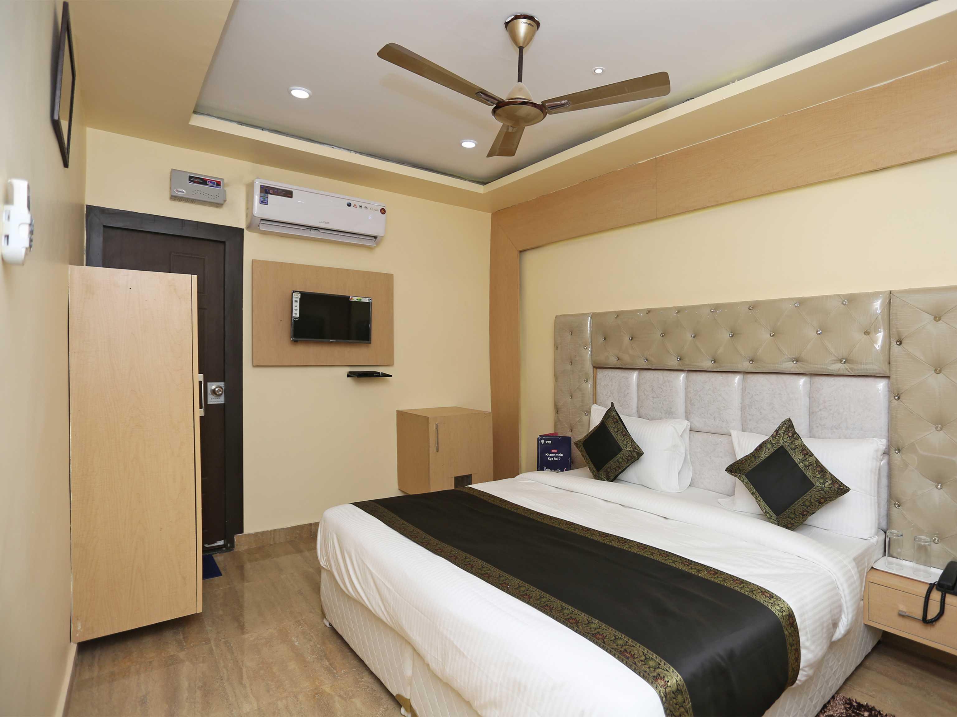 Fabexpress Gs Residency Hotel